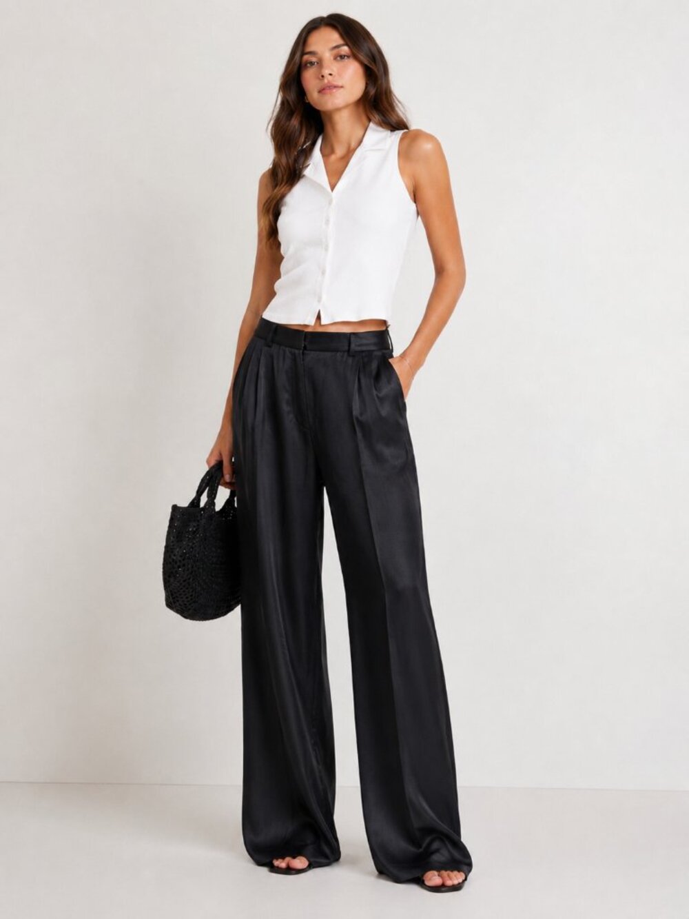 NWT Petal & Pup Black Satin Style Wide Leg Pleated Trousers Pants Size US 4